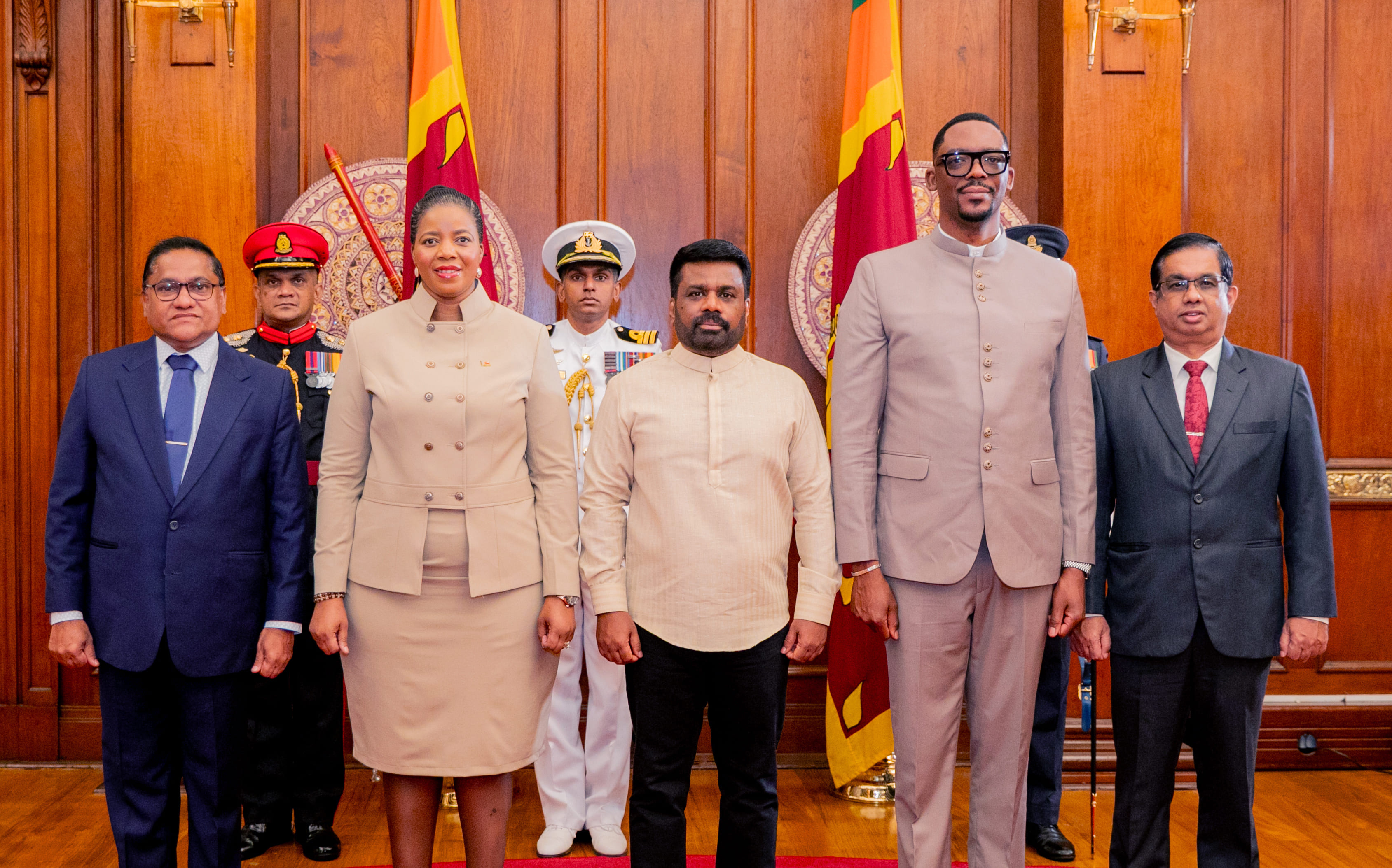 The Ambassador of the Republic of Zimbabwe presents Credentials to Sri Lanka 