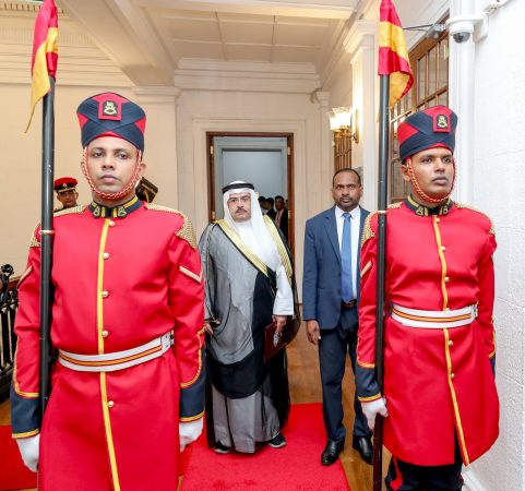 H.E. the Ambassador of the State of Kuwait presents Credentials to Sri Lanka