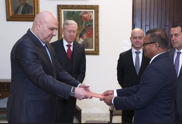 Ambassador of Sri Lanka Presents Letters of Credence to the President of Lebanon