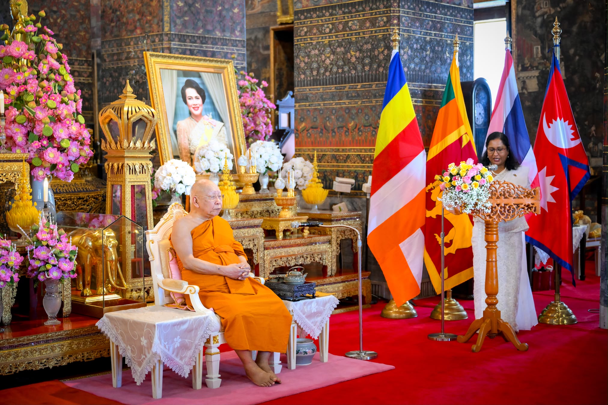 Sri Lanka Illuminates Bangkok with the Spirit of Vesak at Historic Wat Pho