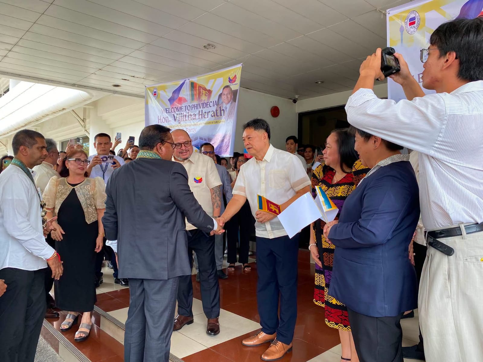 Foreign Minister Vijitha Herath visits the first ever Sri Lankan investments projects in the Philippines: Reaffirms commitment to Investment Cooperation and protection of Sri Lankan investments