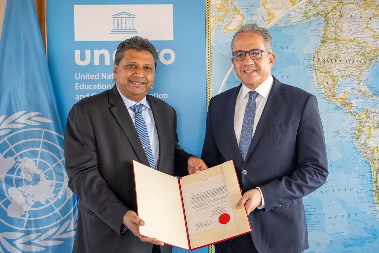 Permanent Delegate of Sri Lanka to UNESCO Presents Credentials to Director-General of UNESCO