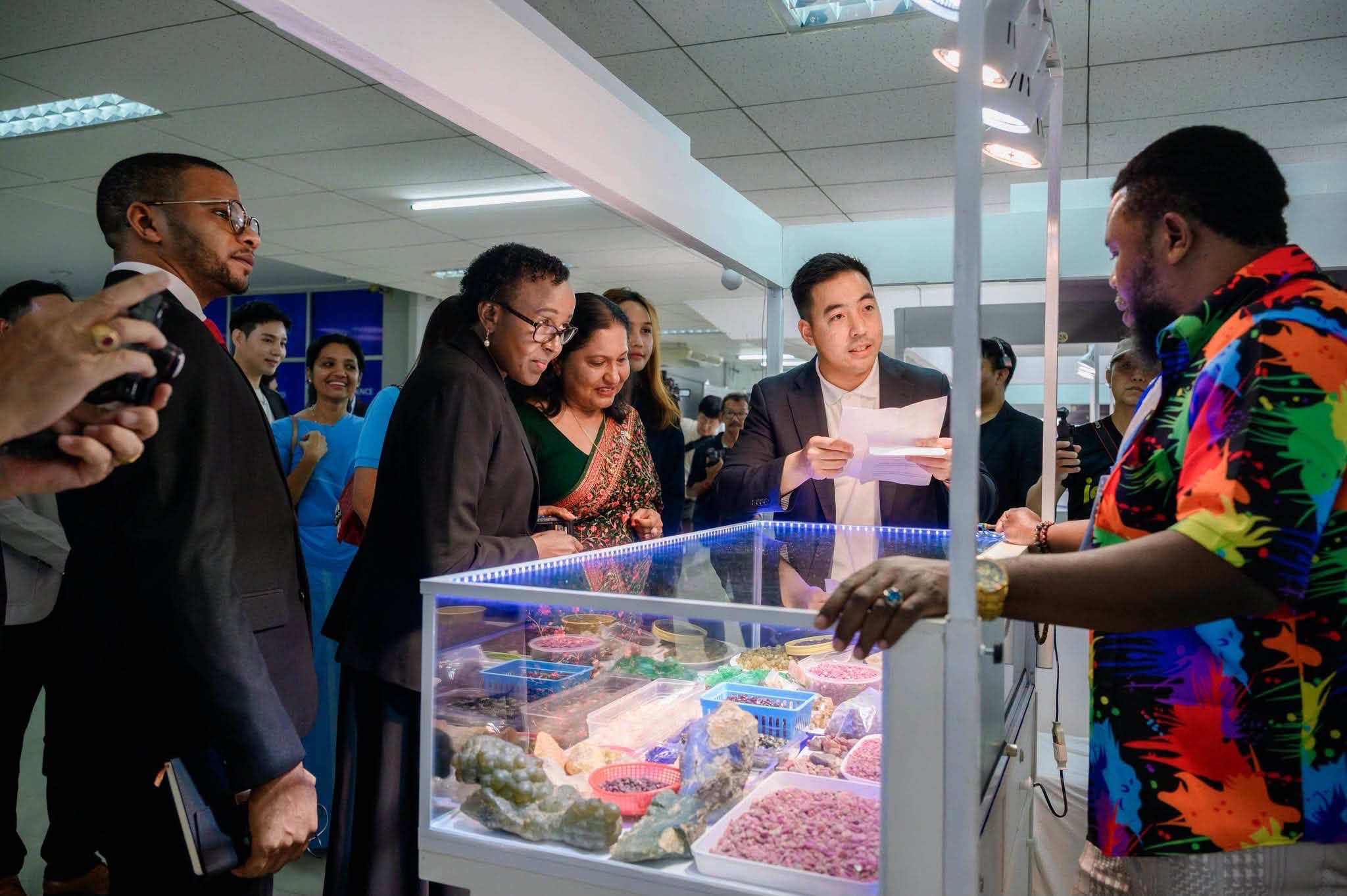 Sri Lankan Ambassador Attends Opening Ceremony of Chanthaburi International Gemstone Market Exhibition 2026