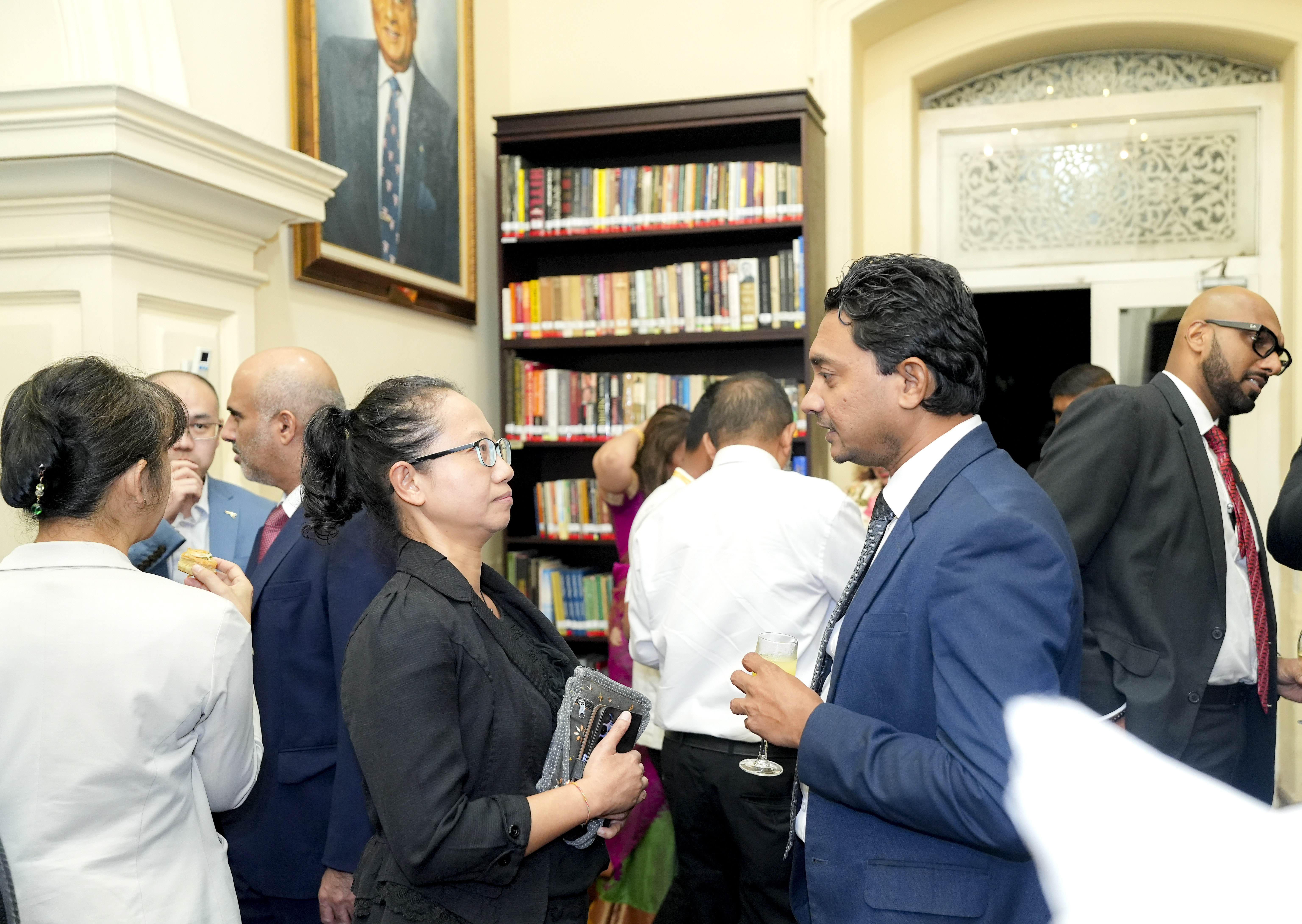 img4