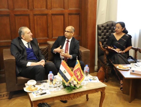 Ambassador of Sri Lanka engages in discussions with the Chairman and Board of Directors of the Alexandria Chamber of Commerce to enhance trade and economic cooperation between Sri Lanka and Egypt.